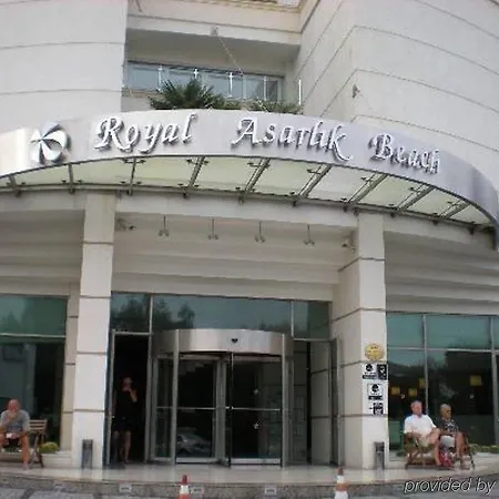 Royal Asarlik אתר נופש גומבט