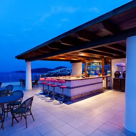 Royal Asarlik 5* גומבט