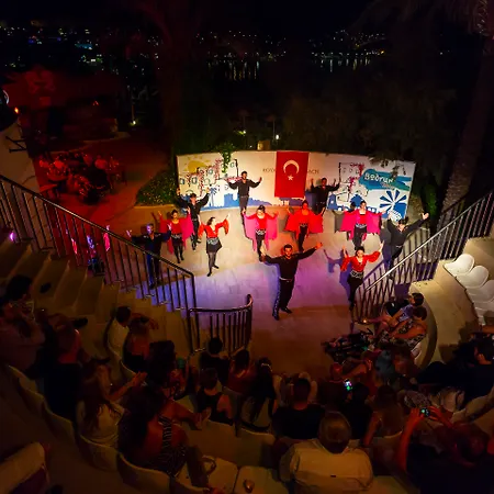 Royal Asarlik אתר נופש 5*