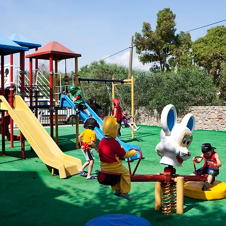 אתר נופש Royal Asarlik 5*