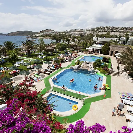 Royal Asarlik אתר נופש