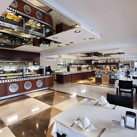 אתר נופש Royal Asarlik 5*