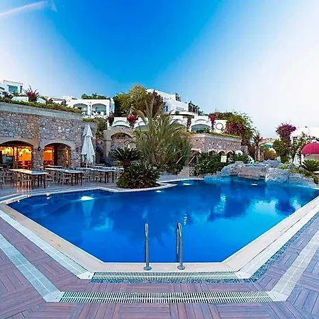 Royal Asarlik 5*
