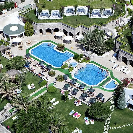 Royal Asarlik אתר נופש 5*